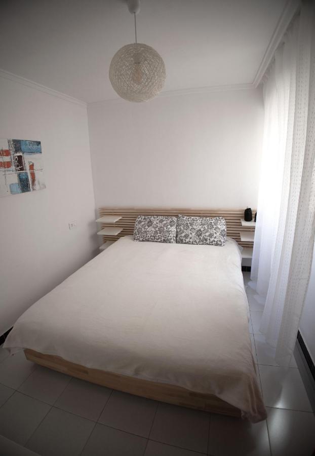 Kiara Apartament - With Garage Torrevieja Dış mekan fotoğraf