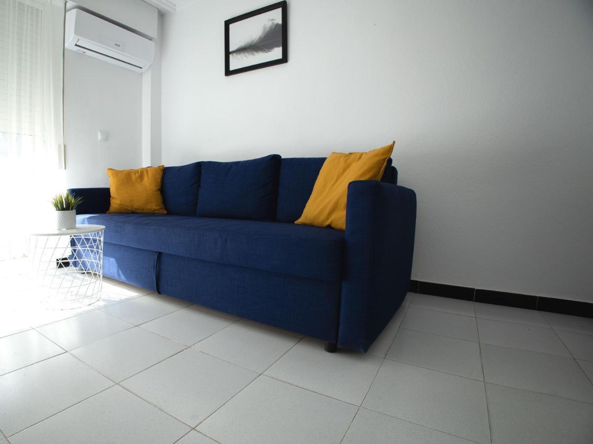 Kiara Apartament - With Garage Torrevieja Dış mekan fotoğraf